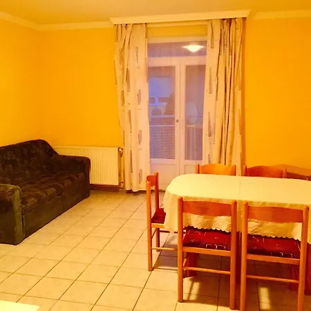 Gabor Aron Apartman Hajduszoboszlo